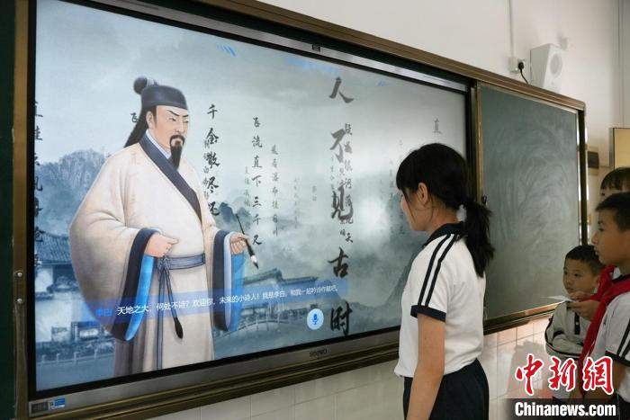 广州科技周打造科普嘉年华激发大众科创热情