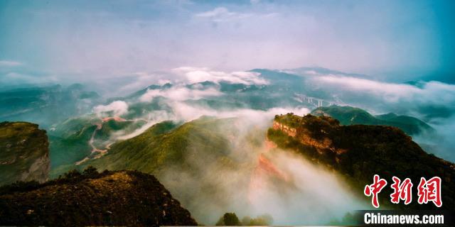 和顺县美景众多，最负盛名的还属百里太行山断裂带风光。　王治刚 摄